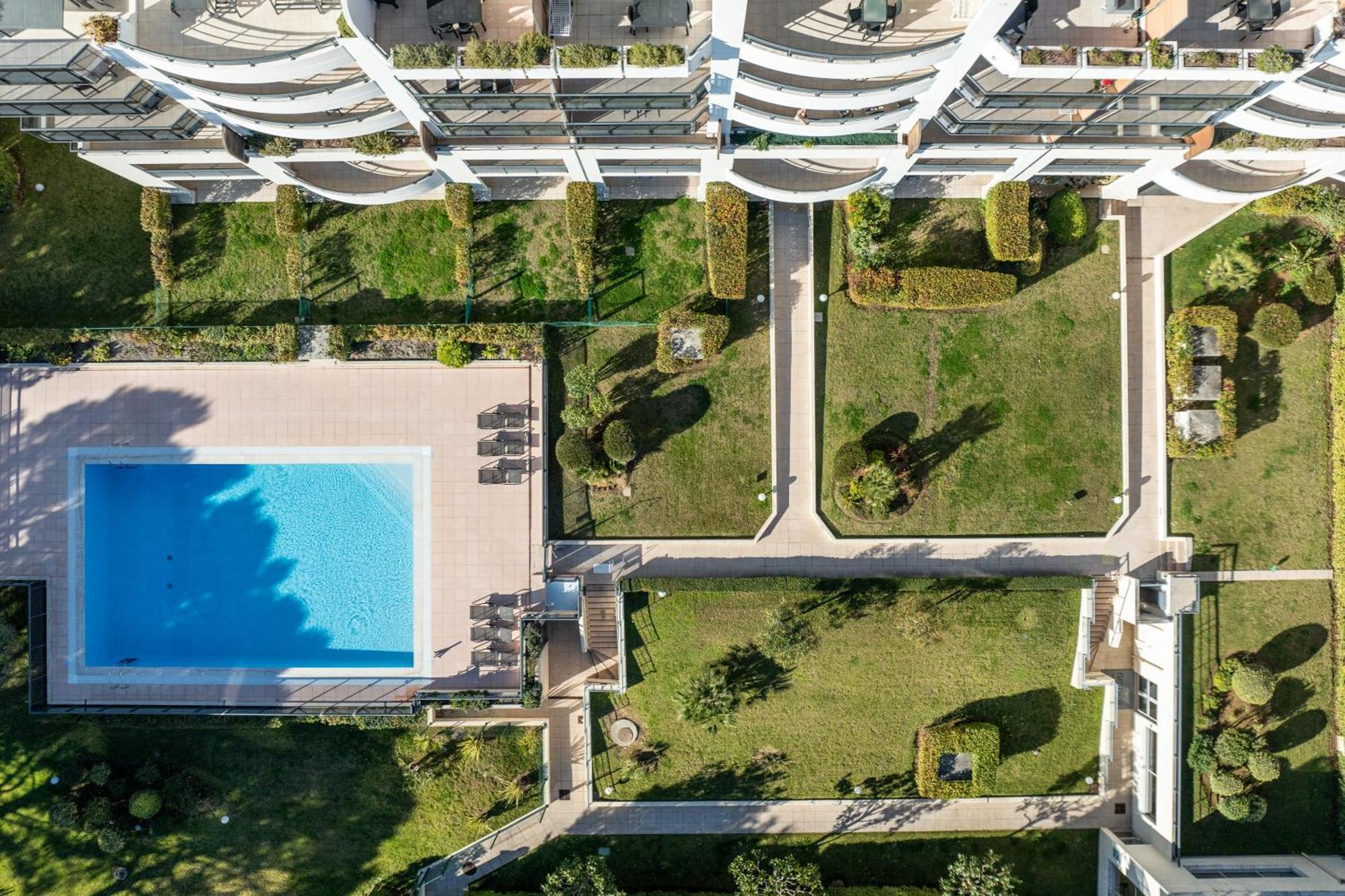 Nemea Appart Hotel Le Lido Cagnes Sur Mer Eksteriør bilde